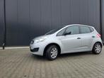 Kia Venga 1.4 Cvvt 90pk 2011 Grijs, Auto's, Voorwielaandrijving, Stof, Zwart, 4 cilinders