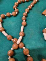 rozenkrans groot met houten kralen, Ophalen of Verzenden
