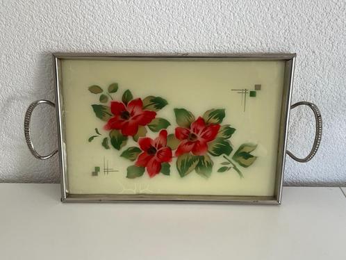 Vintage dienblad glas metalen rand rode bloemen, Antiek en Kunst, Curiosa en Brocante, Ophalen of Verzenden