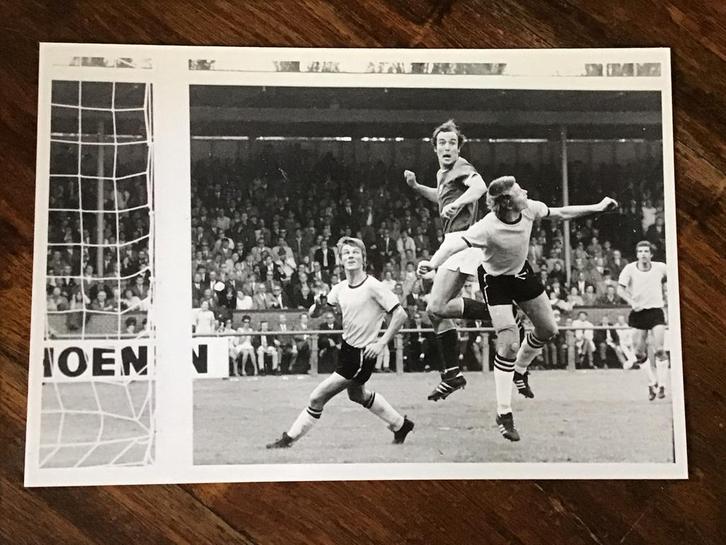 Voetbal foto GVAV DOS mei 1970, Verzamelen, Sportartikelen en Voetbal, Ophalen of Verzenden