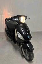 Piaggio Fly - Gebruikt, start en rijdt goed, Fietsen en Brommers, Scooters | Piaggio, Gebruikt, Maximaal 45 km/u, Ophalen of Verzenden