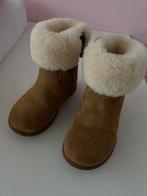 Zgan uggs maat 23.5, Kinderen en Baby's, Babykleding | Schoentjes en Sokjes, Zo goed als nieuw, Ophalen