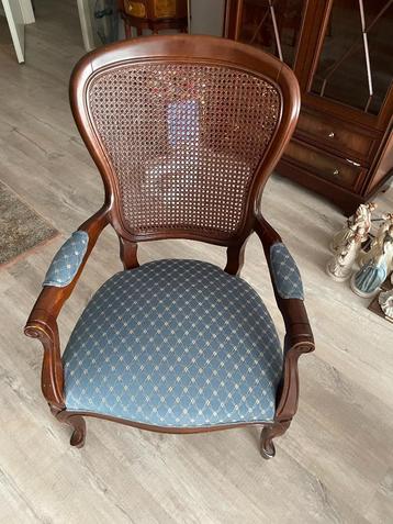 Stijlvolle Louis XV-stijl stoel – Elegant en Comfortabel beschikbaar voor biedingen