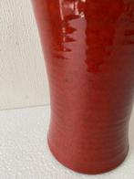 Keramiek vaas van Vermeulen , jaren 70, Minder dan 50 cm, Gebruikt, Ophalen of Verzenden, Rood