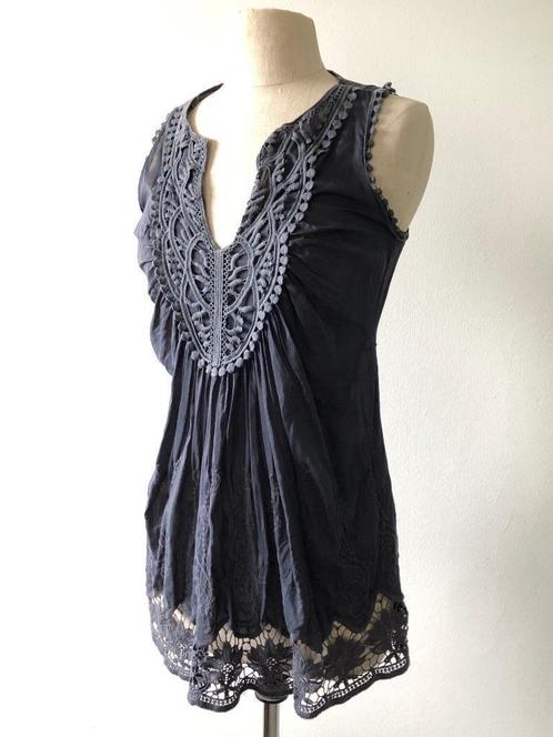 Donkerblauwe zomertop Just M Paris 100% zijde - S, Kleding | Dames, Tops, Zo goed als nieuw, Maat 36 (S), Blauw, Zonder mouw, Ophalen of Verzenden