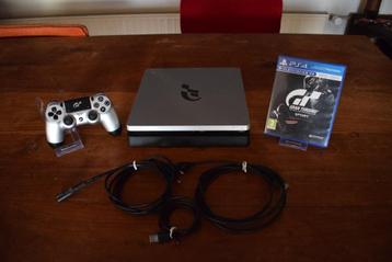 PS4 Slim Gran Turismo edition set beschikbaar voor biedingen