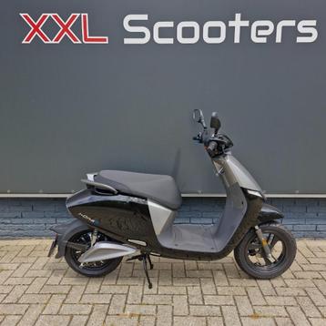 Kymco iOnex 45km Nieuwe scooter met garantie van €3349  beschikbaar voor biedingen