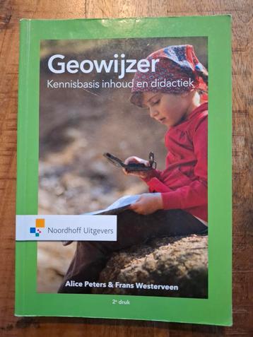 Geowijzer - Aardrijkskunde boek beschikbaar voor biedingen