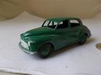 1954 Dinky Toys 159 MORRIS OXFORD (GREEN) -B-.