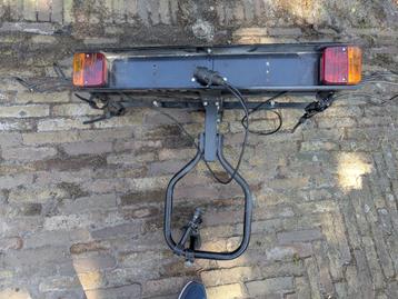 Fietsendrager beschikbaar voor biedingen