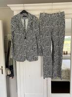Mooi zwart wit broekpak M/L, Ophalen of Verzenden, Zo goed als nieuw