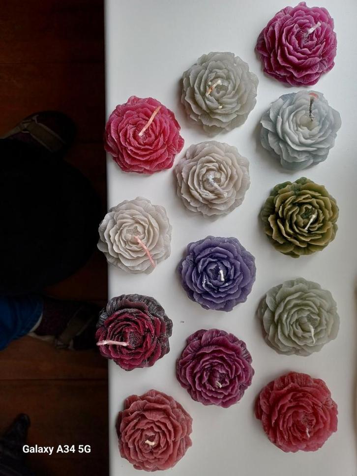 13 Roos Kaarsen - Decoratief & Sfeervol, Huis en Inrichting, Woonaccessoires | Kandelaars en Kaarsen, Ophalen of Verzenden