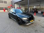 BMW X1 2.0 110KW Automaat 2011 Zwart benzine, Auto's, BMW, Achterwielaandrijving, 1995 cc, 4 cilinders, Zwart