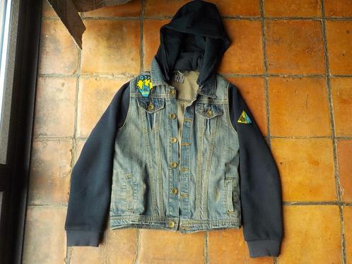 stoere Gsus Industries rock jeans jas maat 146-152, Kinderen en Baby's, Kinderkleding | Maat 146, Zo goed als nieuw, Jongen, Jas