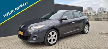 Renault Mégane 1.4 TCe Dynamique NAP NAVI KEYLESS GO XENON beschikbaar voor biedingen