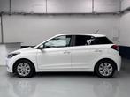 Hyundai I20 1.2 HP i-Motion Led/LineAssist/Cruise, Auto's, Gebruikt, Euro 6, 4 cilinders, Wit