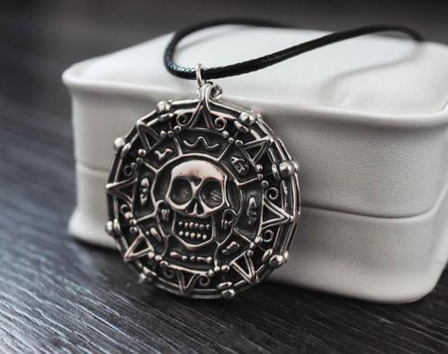 Aztec munt pirates of the caribbean (echt zilver!), Sieraden, Tassen en Uiterlijk, Kettinghangers, Nieuw, Zilver, Zilver, Overige voorstellingen