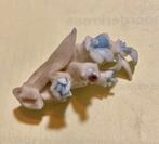 Vintage blauw wit porselein bloemen broche costume Jewelry, Ophalen of Verzenden, Overige materialen, Broche