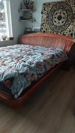 Bamboe bed met nachtkastjes en bedbodems, Ophalen, Gebruikt, Tweepersoons, Retro
