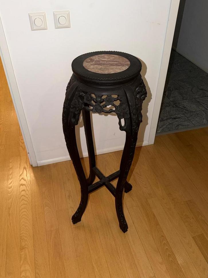 Chinees Houten Tafel met Marmer Blad, Huis en Inrichting, Tafels | Bijzettafels, Gebruikt, Rond, 45 tot 60 cm, Minder dan 55 cm