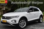 Volkswagen T-Roc 1.5 TSI DSG 150PK STYLE VIRTUAL/TREKHAAK/IQ, 12 maanden, 4 cilinders, Alcantara, Wit
