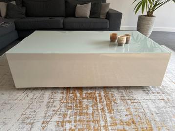 Design zwevend salontafel kubus beschikbaar voor biedingen