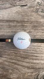 Titleist 2 golf bal real madrid, Ophalen of Verzenden, Zo goed als nieuw, Bal(len), Overige merken