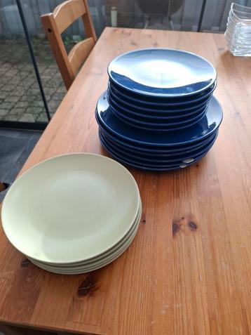 Borden: Donkerblauw & Pastel groen (18 stuks) beschikbaar voor biedingen