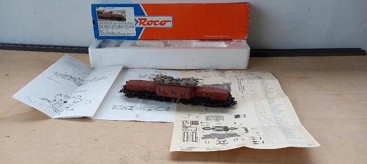 Roco elektrische locomotief Krokodil, Hobby en Vrije tijd, Modeltreinen | H0, Zo goed als nieuw, Locomotief, Wisselstroom, Roco