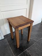 Eiken bijzettafel, massief eiken hout en uniek, Ophalen, Minder dan 55 cm, Vierkant, Zo goed als nieuw