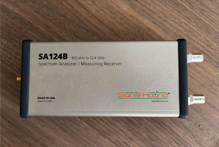 Signal Hound SA124B spectrum analyzer, Doe-het-zelf en Verbouw, Meetapparatuur, Zo goed als nieuw, Ophalen of Verzenden