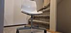 Zeer nette draaiende bureaustoel wit