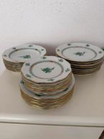 Herend servies Apponyi boeketpatroon groen, in prima staat., Antiek en Kunst, Antiek | Servies compleet, Ophalen