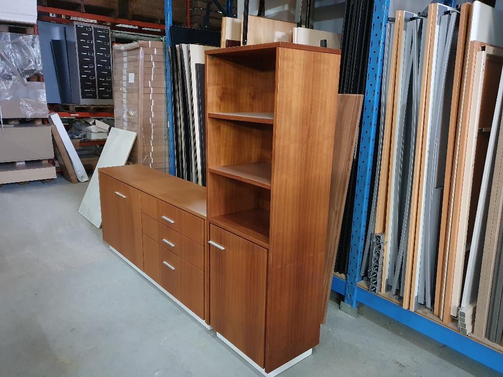 Lande wand meubel / kastenwand van houtfineer ( directie ), Postbus, Gebruikt, 100 tot 150 cm, Ophalen of Verzenden