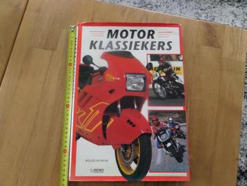 Motorsport boeken beschikbaar voor biedingen