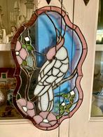 Vintage glas in lood hanger kaketoe, Ophalen of Verzenden, Zo goed als nieuw, Glas in lood, Minder dan 80 cm