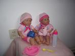 2 baby poppen tweeling met acc, Ophalen of Verzenden, Zo goed als nieuw, Babypop