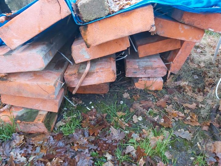 Balken: Douglas, 17/5.60m gelamineerd 27.5x8.5cm gebruikt, Doe-het-zelf en Verbouw, Hout en Planken, Zo goed als nieuw, Balk, Overige houtsoorten