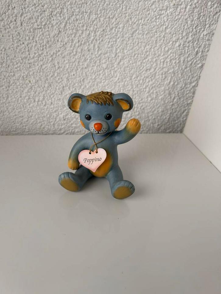 Goebel Rosina Wachtmeister Beeld Peppino porselein, Verzamelen, Beelden en Beeldjes, Zo goed als nieuw, Dier, Ophalen of Verzenden