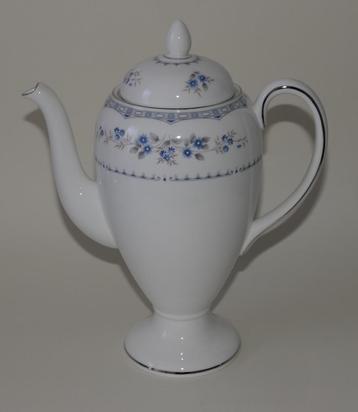 Wedgwood koffiepot "Gardenia" R 4628. beschikbaar voor biedingen