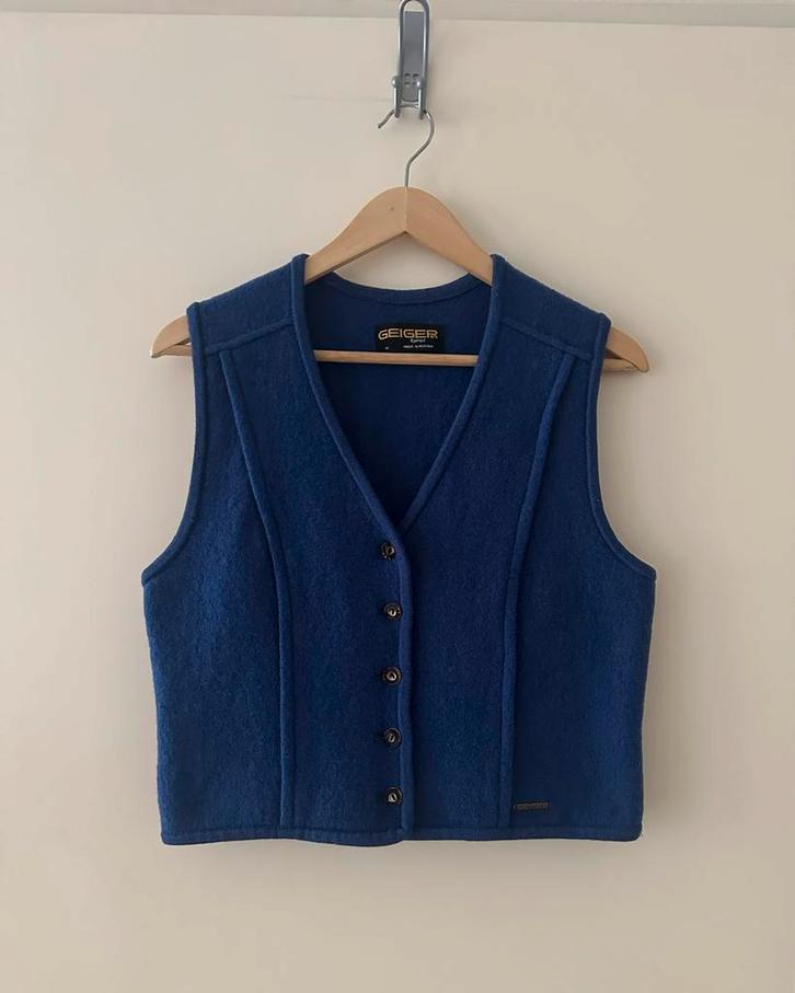 Geiger Blauw wollen gilet, Kleding | Dames, Truien en Vesten, Zo goed als nieuw, Maat 38/40 (M), Blauw, Ophalen of Verzenden