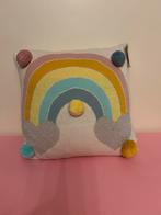 Bijzonder Regenboog kussen Pastelkleuren 35x35 cm, Ophalen of Verzenden, Nieuw, Kleed of Kussen