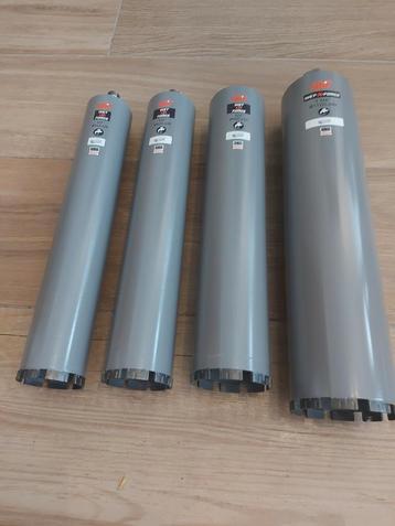 spit wet x force 76/82/92/112
76/82/92/ 420mm Lang 1/2
112mm beschikbaar voor biedingen