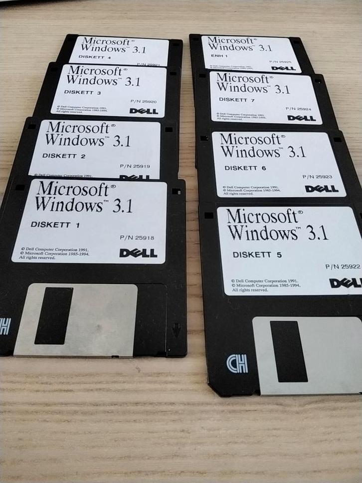 Windows 3.1 besturingsprogramma op 8 diskettes van DELL, Computers en Software, Vintage Computers, Ophalen of Verzenden