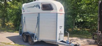 Aluminium  2 paards henra  trailer  beschikbaar voor biedingen