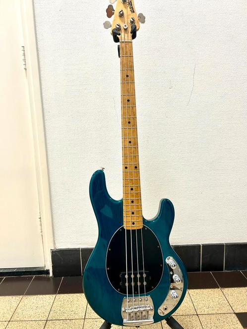 ERNIE BALL Misik Man Sting Ray  (USA 1991), Muziek en Instrumenten, Snaarinstrumenten | Gitaren | Bas, Zo goed als nieuw, Ophalen of Verzenden