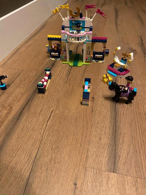 Lego friends 41367 Stephanie's paardenconcours, Kinderen en Baby's, Speelgoed | Duplo en Lego, Zo goed als nieuw, Lego, Ophalen of Verzenden