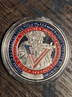 Militair button - Eerbetoon, Verzamelen, Speldjes, Pins en Buttons, Ophalen of Verzenden, Zo goed als nieuw, Overige onderwerpen