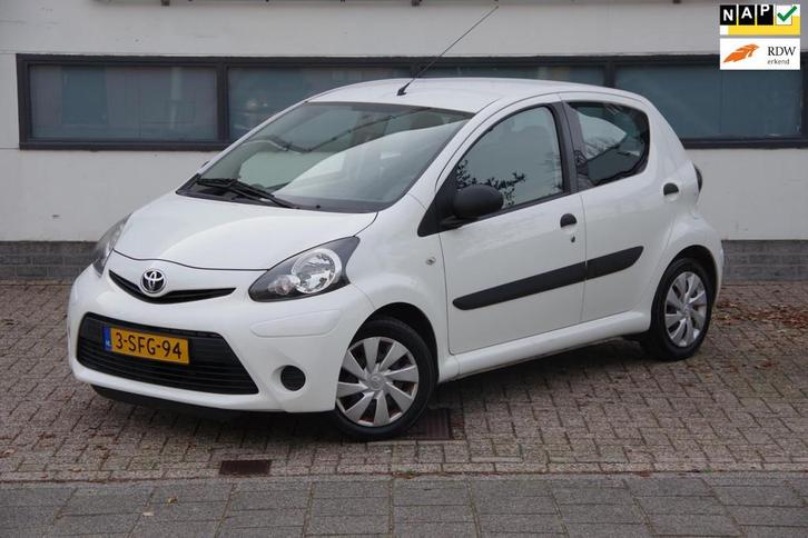 Toyota Aygo 1.0 VVT-i Now /1e eigenaar/ Dealer onderhouden/, Auto's, Toyota, Bedrijf, Te koop, Aygo, ABS, Airbags, Airconditioning