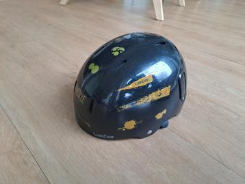 Skihelm  beschikbaar voor biedingen